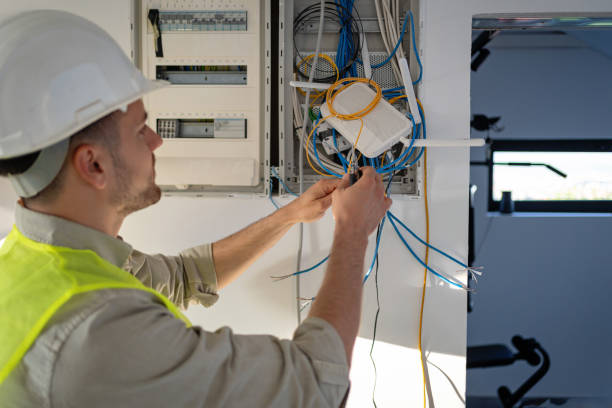 Best Electrical Outlet Repair  in Williston Park, NY